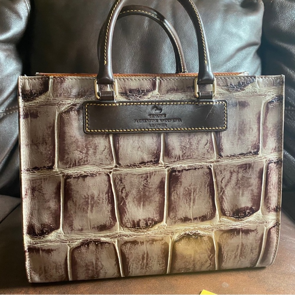 Dooney & Bourke
